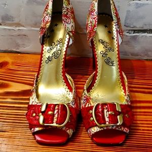 Size 9 Naughty Monkey pump heels. Buckle peep toe.Retro Style, pin-up, Vintage